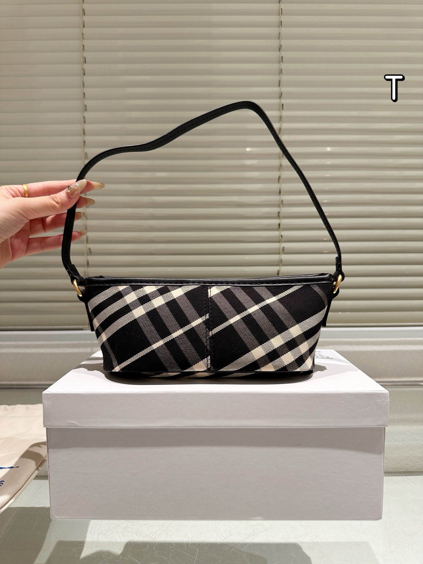 burberry bag 20